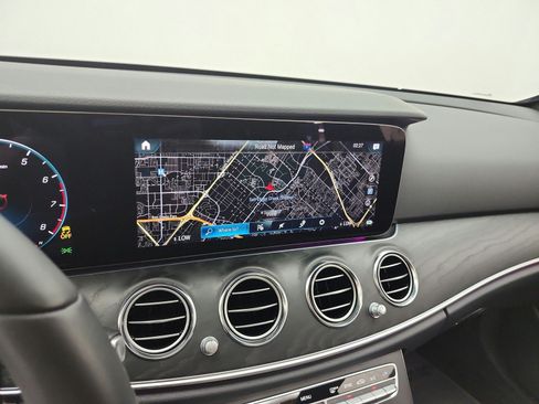 Used 2023 Mercedes-Benz E 350 Sedan image 14
