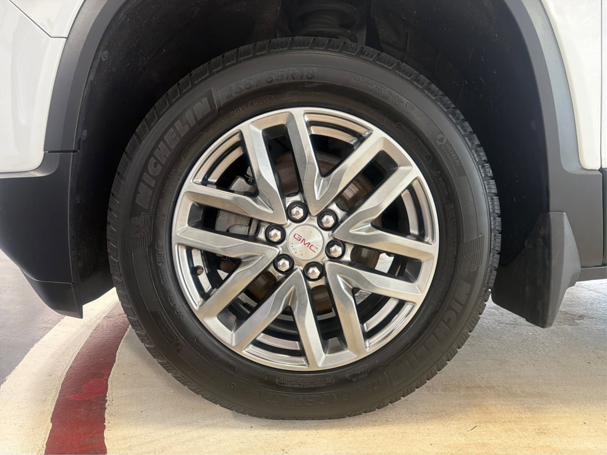 Used 2019 GMC Acadia SLT AWD/4WD image 13