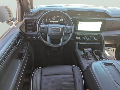 Used 2022 GMC Sierra 1500 AT4X image 18