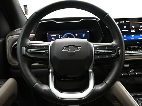 Used 2024 Chevrolet Colorado ZR2 w/ ZR2 Convenience Package III AWD/4WD image 14