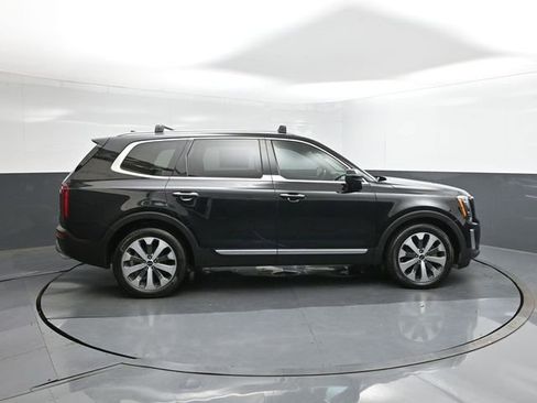 Used 2020 Kia Telluride S FWD image 11