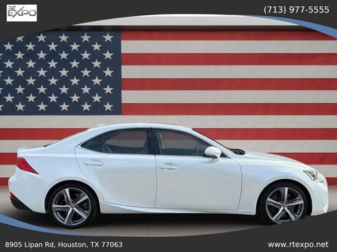 Used 2019 Lexus IS 300 w/ Navigation Package image 10