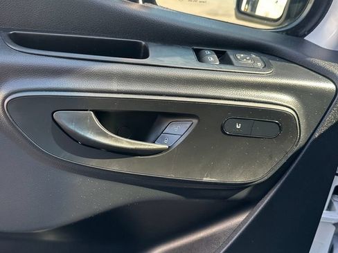 Used 2024 Mercedes-Benz eSprinter 170 Cargo image 9