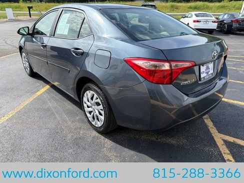 Used 2018 Toyota Corolla LE FWD image 6