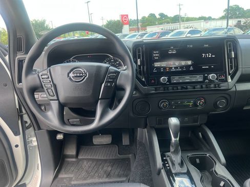 Certified 2026 Nissan Frontier SV RWD image 23