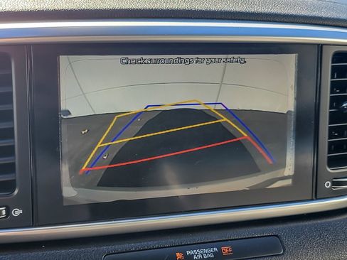 Used 2020 Kia Sportage S w/ S Sunroof Package image 14