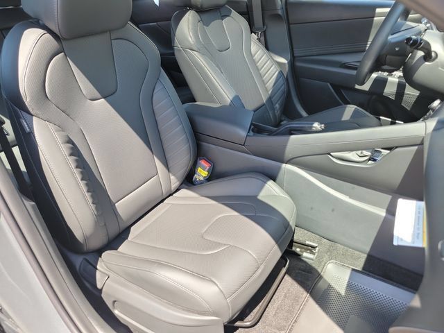 New 2026 Hyundai Elantra SEL Sport FWD image 22