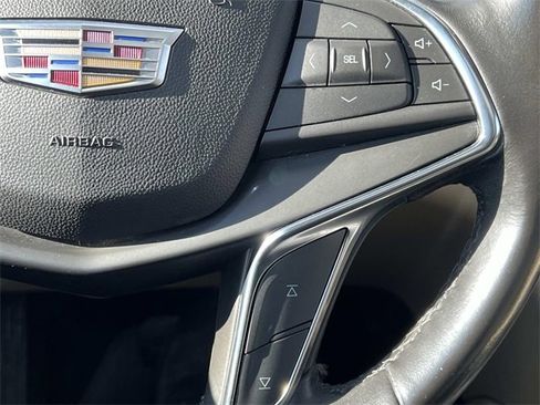 Used 2019 Cadillac XT5 Luxury image 28
