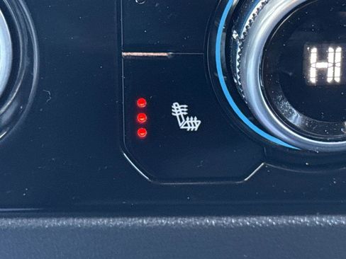 Used 2022 GMC Sierra 1500 Elevation image 20