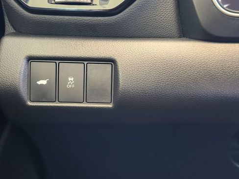 Used 2025 Honda Pilot EX-L image 23