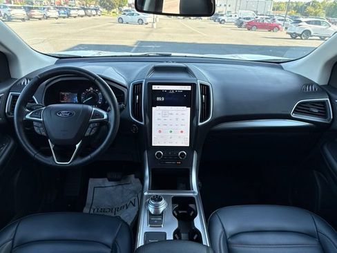 Used 2023 Ford Edge SEL w/ Sport Appearance Package AWD/4WD image 11