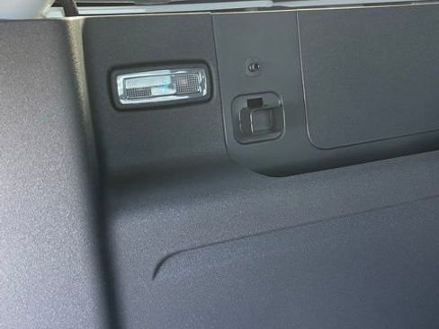 New 2025 Ford Bronco Outer Banks w/ Sasquatch Package image 18