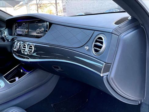Used 2017 Mercedes-Benz S 63 AMG 4MATIC Sedan image 19