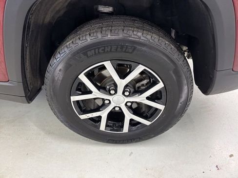 Used 2024 Jeep Grand Cherokee Limited w/ Trailer Tow Package image 7