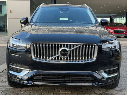 Used 2024 Volvo XC90 B5 Core image 8