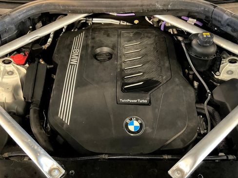 Used 2022 BMW X5 xDrive40i w/ Premium Package image 29