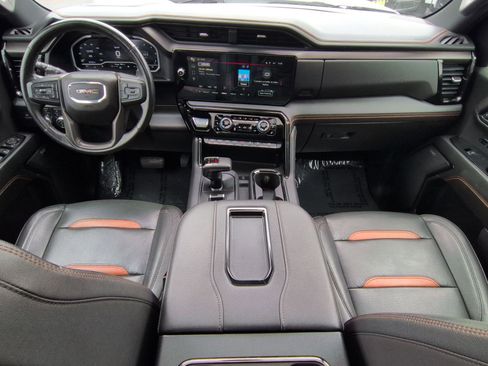 Used 2022 GMC Sierra 1500 AT4 w/ Technology Package AWD/4WD image 20