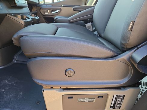 New 2026 Mercedes-Benz Sprinter 2500 image 17