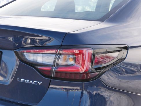 Used 2025 Subaru Legacy Premium image 17
