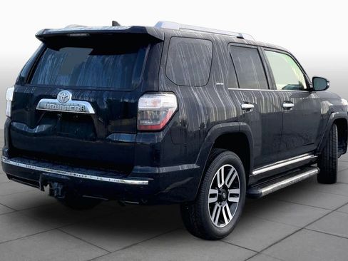 Used 2022 Toyota 4Runner Limited AWD/4WD image 13