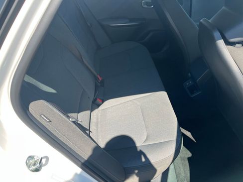 Used 2025 Kia K4 LXS image 39