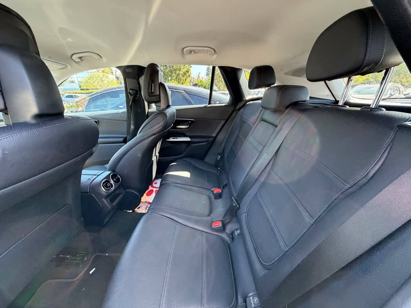 Used 2023 Mercedes-Benz GLC 300 4MATIC image 5