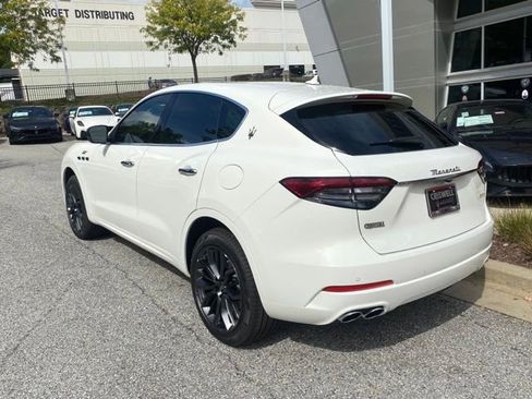 New 2024 Maserati Levante GT Ultima image 7