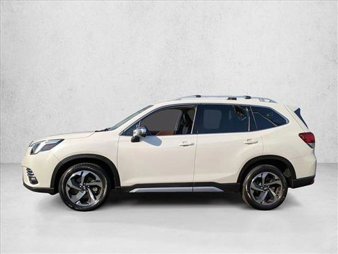 Certified 2022 Subaru Forester Touring w/ Popular Package #2 AWD/4WD image 4