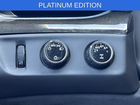 Used 2020 Cadillac Escalade Platinum AWD/4WD image 29