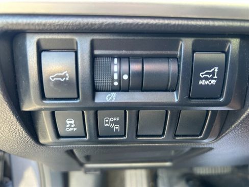 Used 2015 Subaru Outback 2.5i Limited AWD/4WD image 18