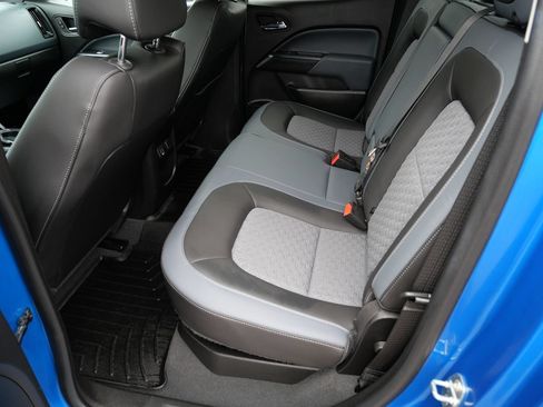 Used 2021 Chevrolet Colorado Z71 AWD/4WD image 19