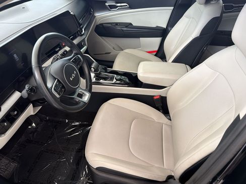 Used 2023 Kia Sportage EX FWD image 5