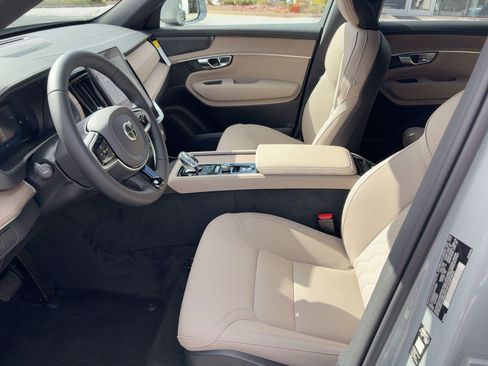 Certified 2026 Volvo XC90 B6 Plus w/ Protection Package AWD/4WD image 5