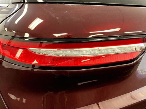 Used 2020 Lincoln Corsair Reserve w/ Elements Package image 28