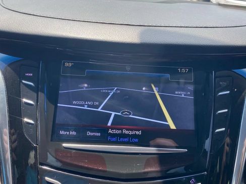 Used 2019 Cadillac Escalade Luxury RWD image 24