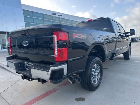 New 2025 Ford F350 Lariat w/ FX4 Off-Road Package image 38