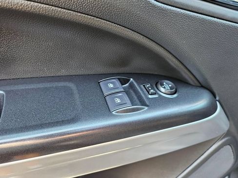 Used 2022 Chevrolet Colorado ZR2 AWD/4WD image 26