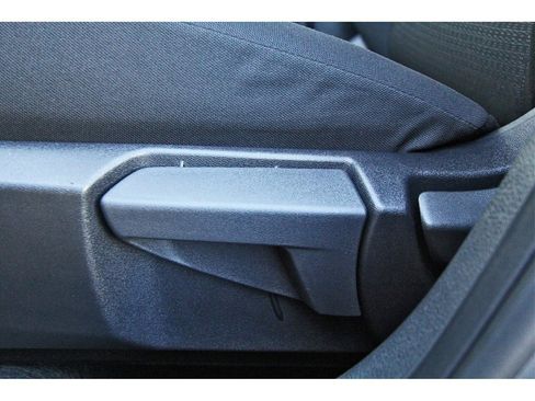 New 2026 Nissan Kicks S image 20