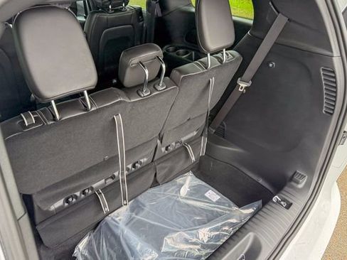 New 2026 Chrysler Voyager LX image 26