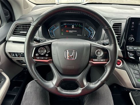 Used 2020 Honda Odyssey Touring image 14