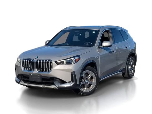 Used 2025 BMW X1 xDrive28i image 1