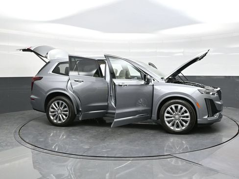 Certified 2024 Cadillac XT6 Premium Luxury w/ Technology Package AWD/4WD image 48