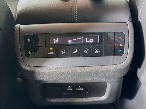Used 2025 Nissan Pathfinder SL w/ Cargo Package AWD/4WD image 25