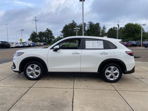 Used 2025 Honda HR-V LX image 7