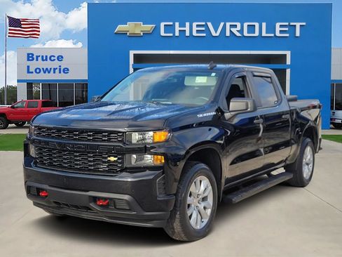 Used 2022 Chevrolet Silverado 1500 Custom AWD/4WD image 1