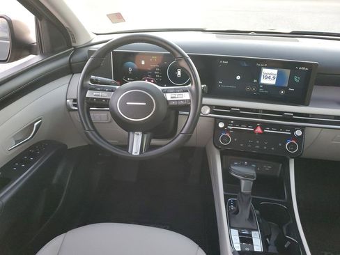 Used 2025 Hyundai Tucson SEL image 15