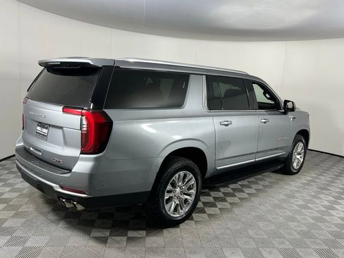 Used 2025 GMC Yukon XL Denali image 5
