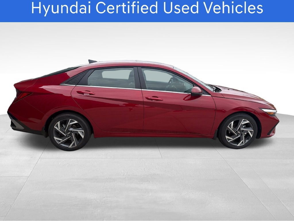 Certified 2026 Hyundai Elantra Limited FWD image 7