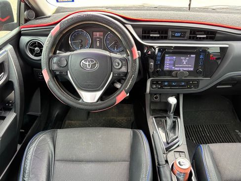 Used 2018 Toyota Corolla SE image 6