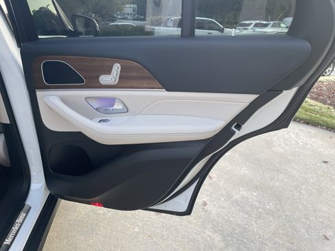 Certified 2025 Mercedes-Benz GLE 350 4MATIC image 43